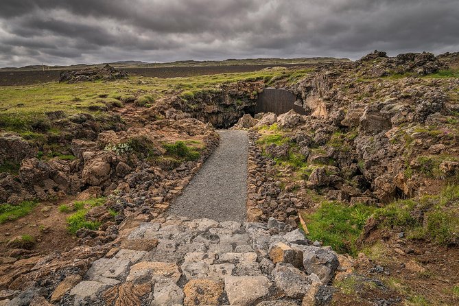 The Lava Tunnel Tour with Transfer from Reykjavik - Who will enjoy this tour most?