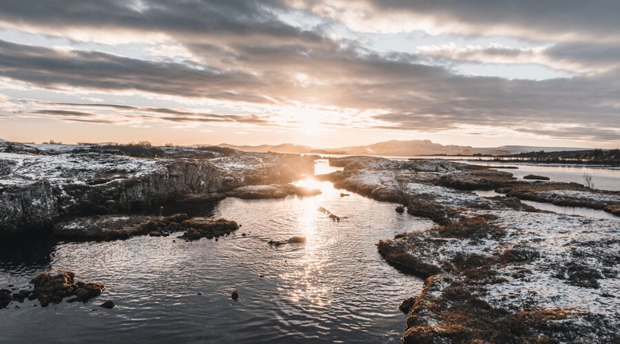 Thingvellir: Silfra Fissure Diving with Optional Pickup - Why season and weather still matter