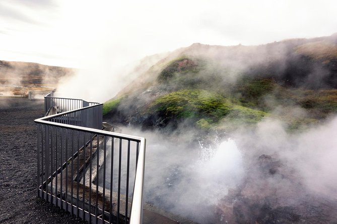 Unique West Iceland and Krauma SPA tour by minibus - Deildartunguhver, geothermal power without the spa setting