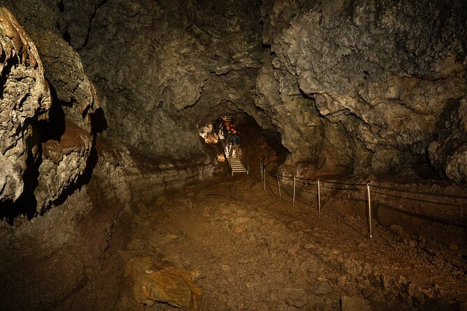 Vatnshellir Cave Tour - The geology is the real attraction