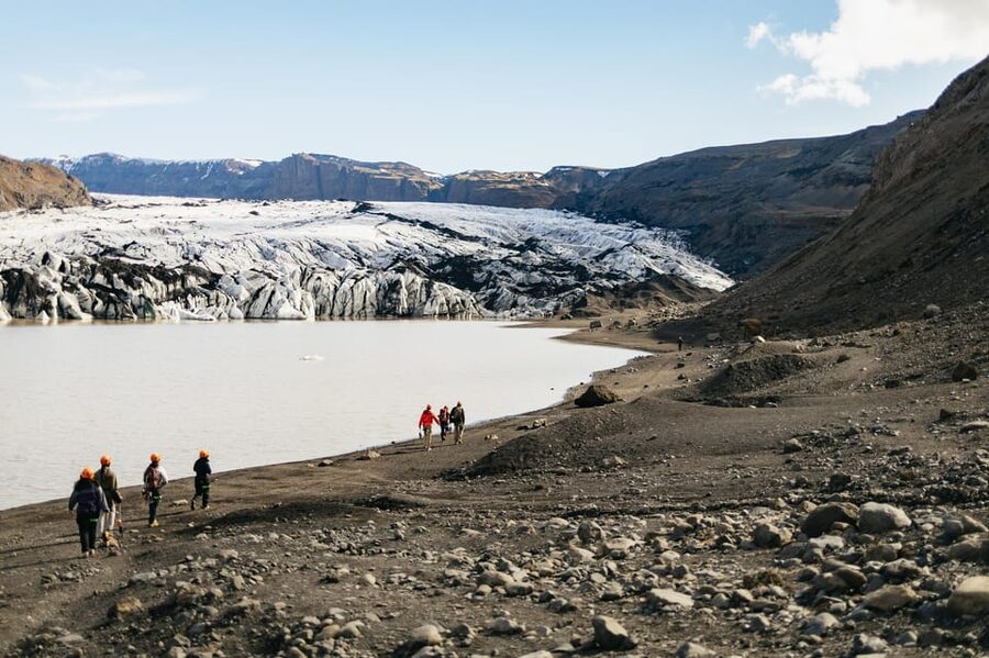 Vik: Guided Sólheimajökull Glacier Hike - Coffee, chocolates, and the return walk
