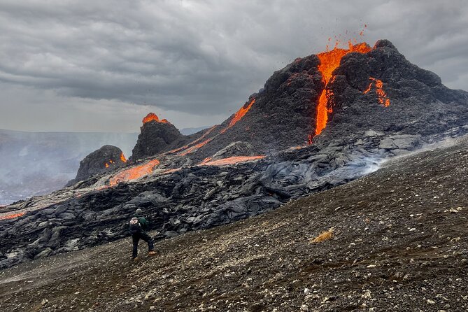 Volcano Hike and Grindavík Visit from Reykjavik - What you can and cannot expect from the volcano