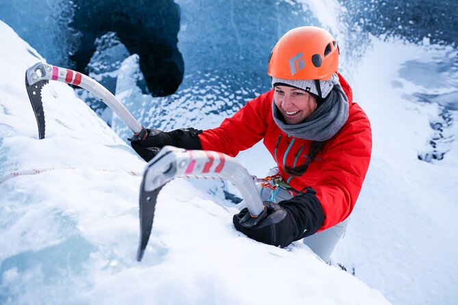 Winter Ice Cave + Climbing Private Photoshoot - 20 Shot Package - A guide who teaches and photographs
