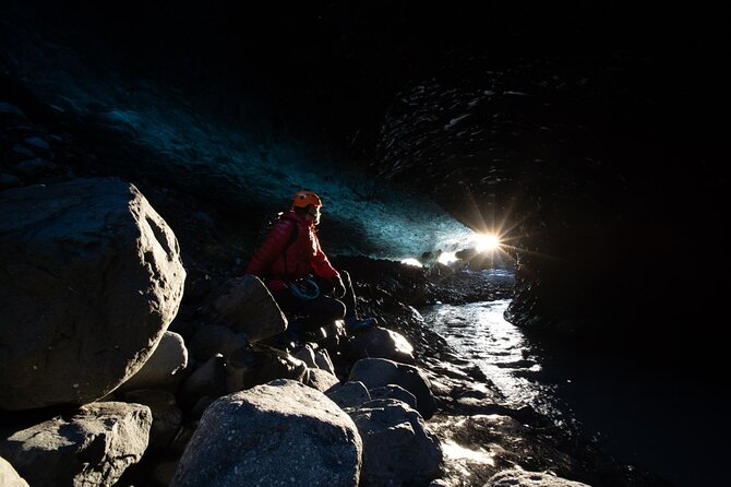 Winter Ice Cave + Climbing Private Photoshoot - 20 Shot Package - Is $765.91 per person a fair price?